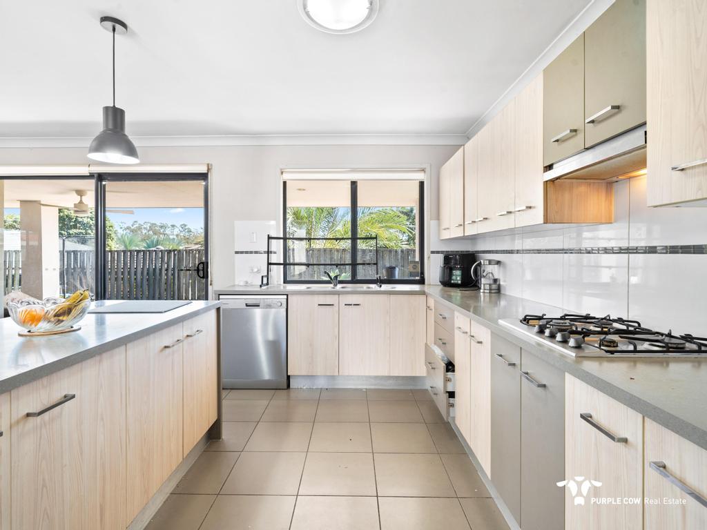 Rental: Parkinson, QLD, 4115 photo-3