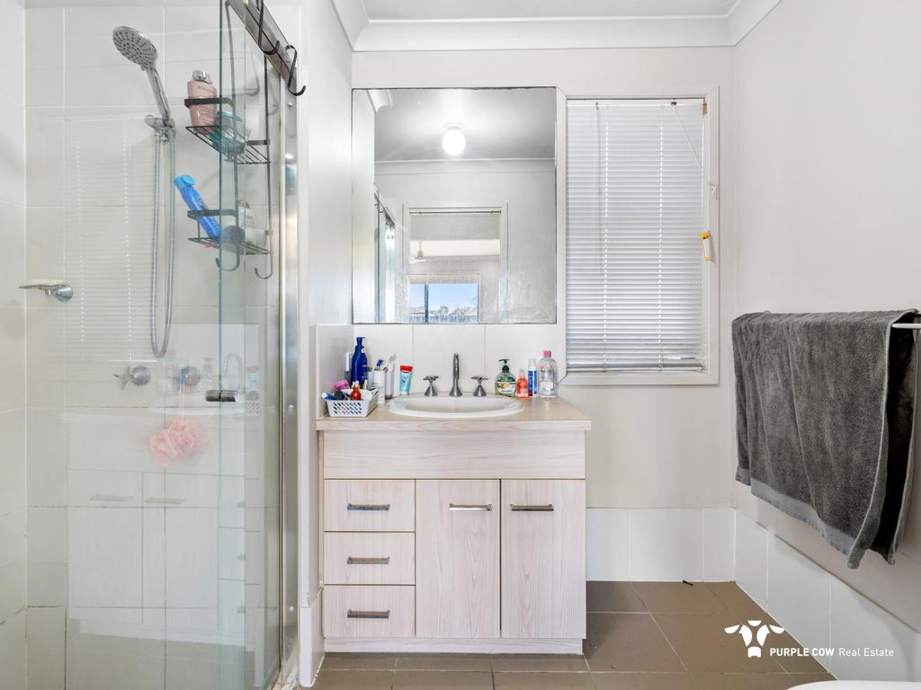 Rental: Parkinson, QLD, 4115 photo-11