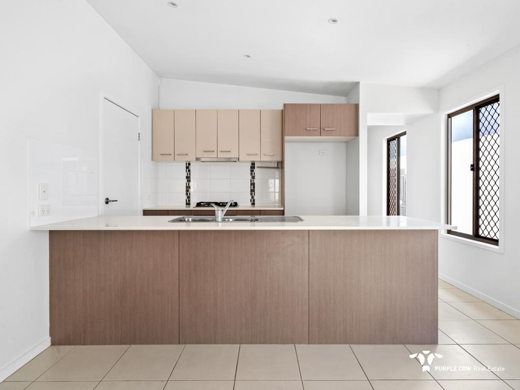 Rental: Springfield Lakes, QLD, 4300 photo-4