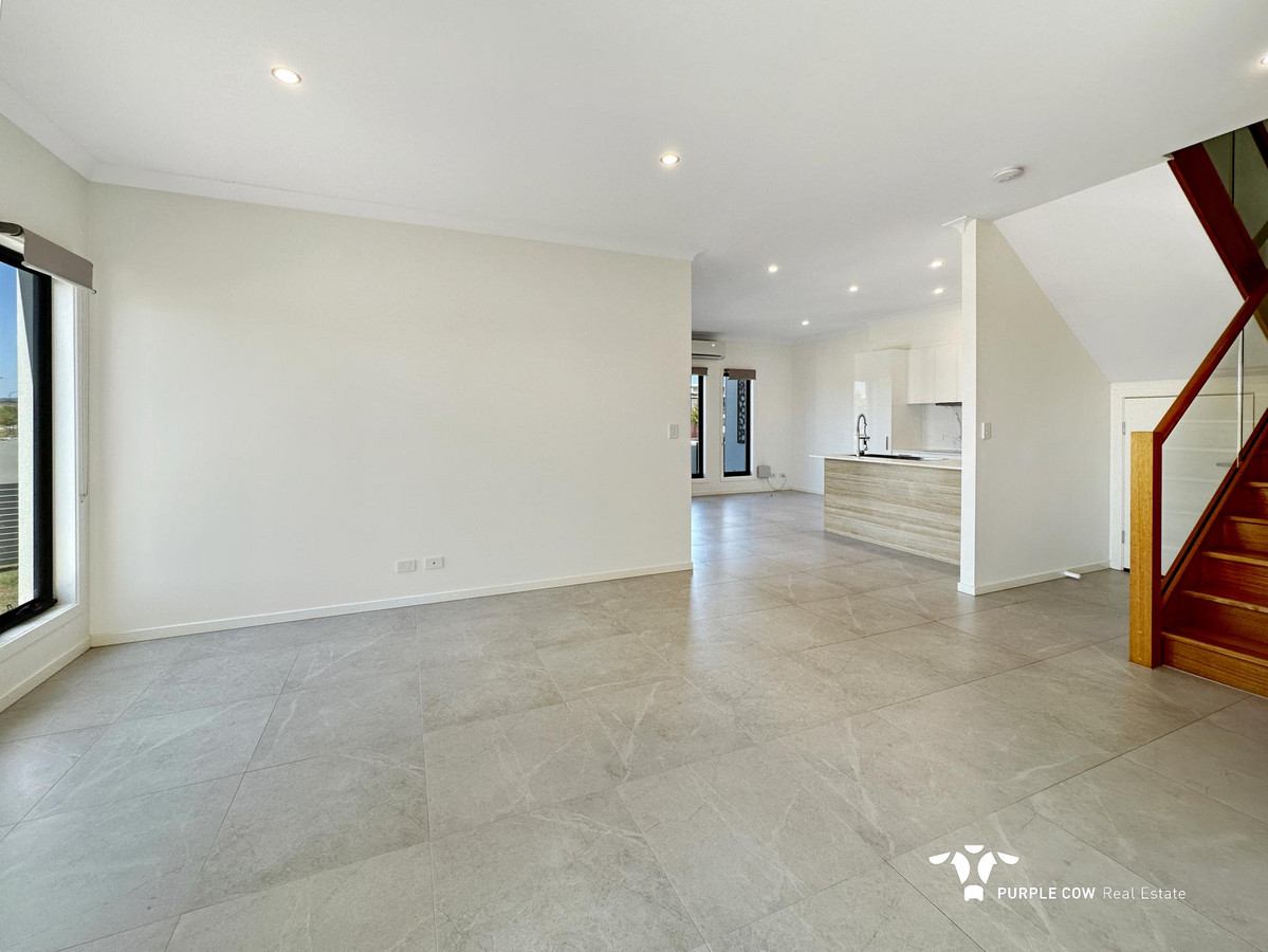 Rental: South Ripley, QLD, 4306 photo-1
