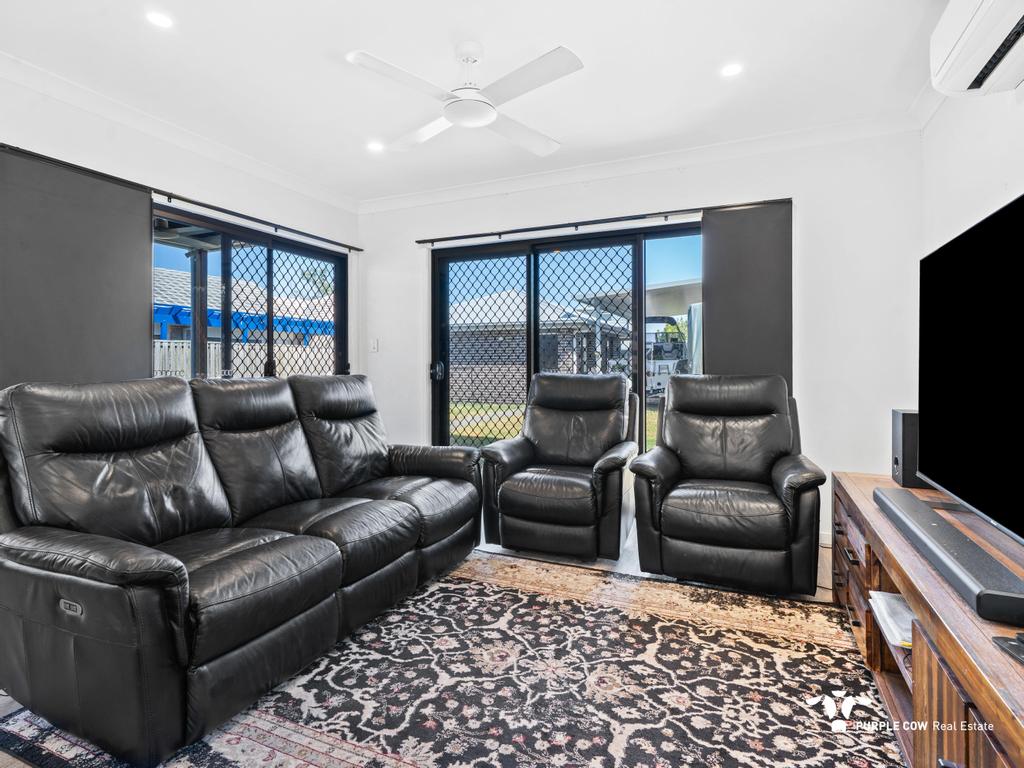 Rental: Greenbank, QLD, 4124 photo-5