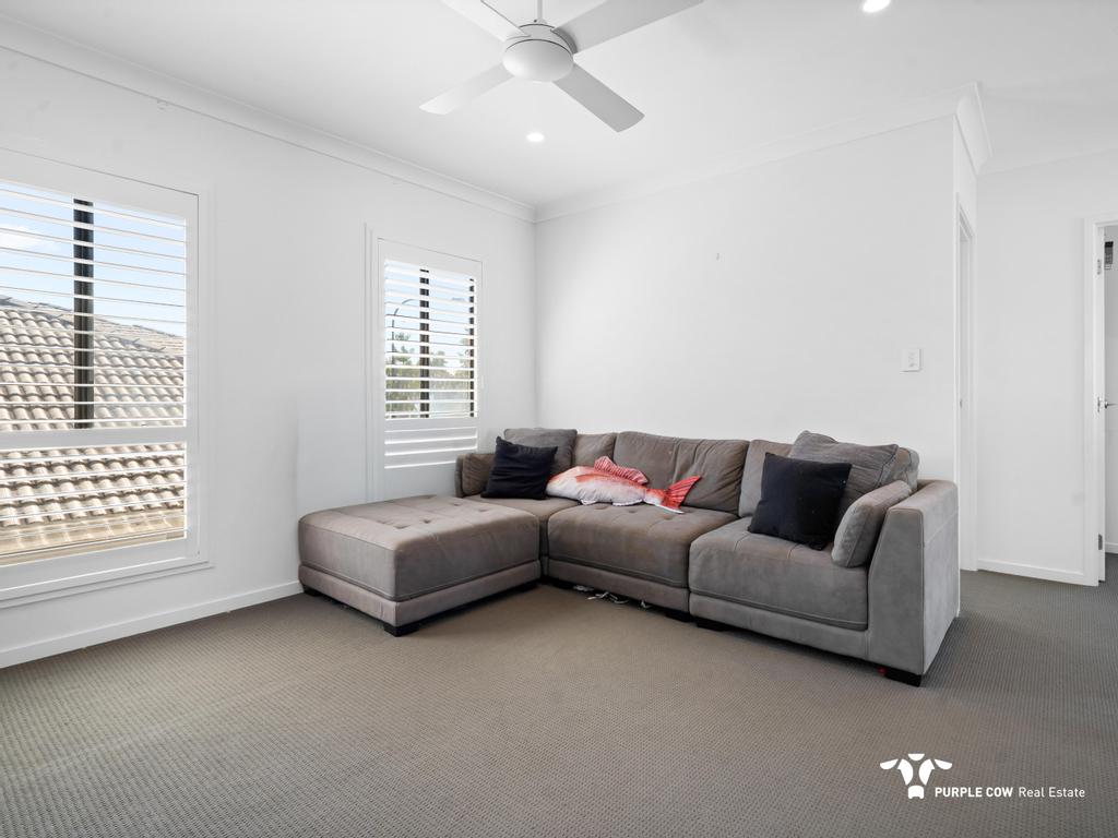 Rental: Greenbank, QLD, 4124 photo-6