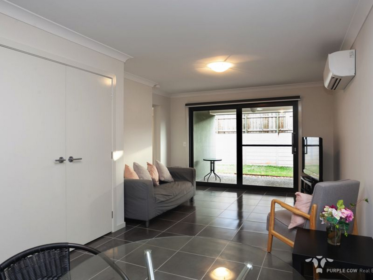 Rental: SPRING MOUNTAIN, QLD, 4300 photo-3