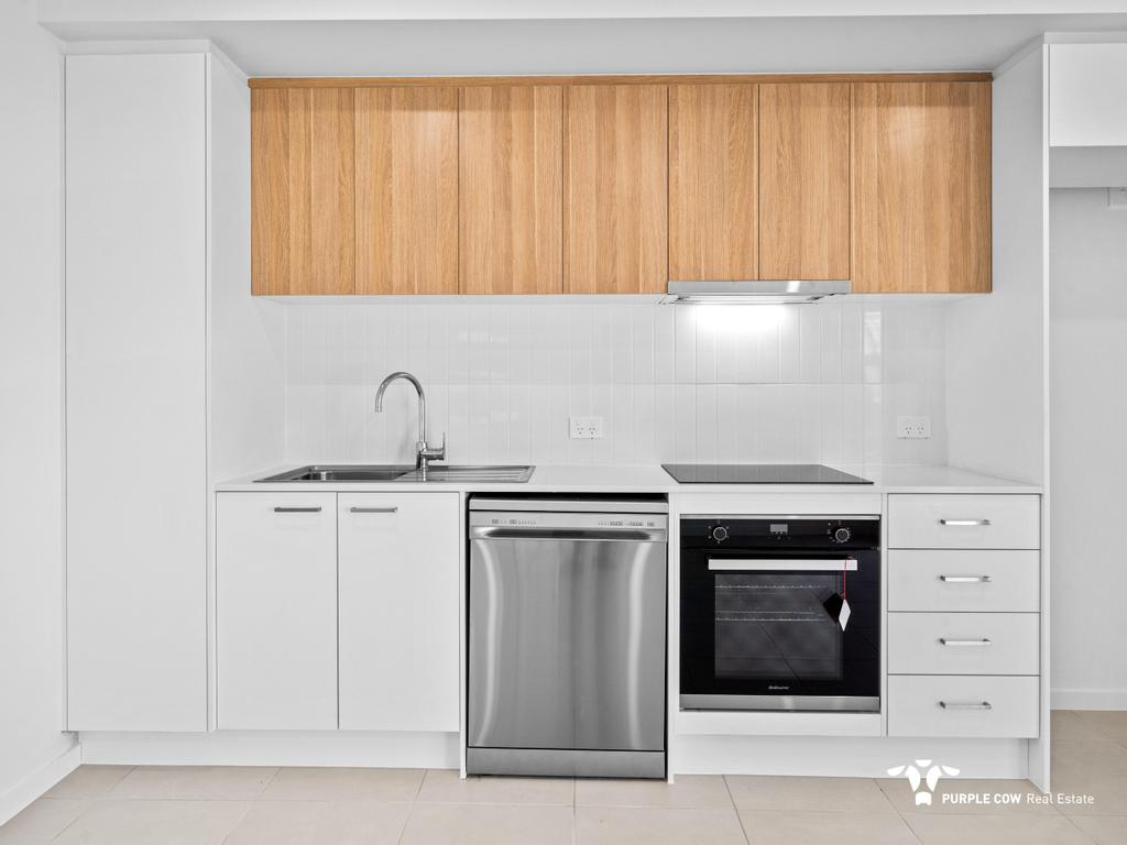 Rental: Plainland, QLD, 4341 photo-2