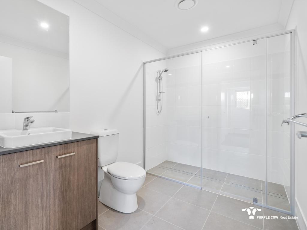 Rental: Plainland, QLD, 4341 photo-3