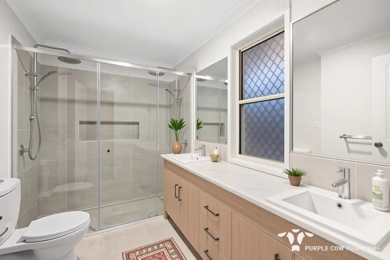 Rental: Spring Mountain, QLD, 4300 photo-7
