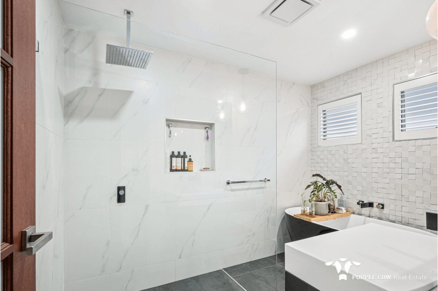 Rental: Brookwater, QLD, 4300 photo-9