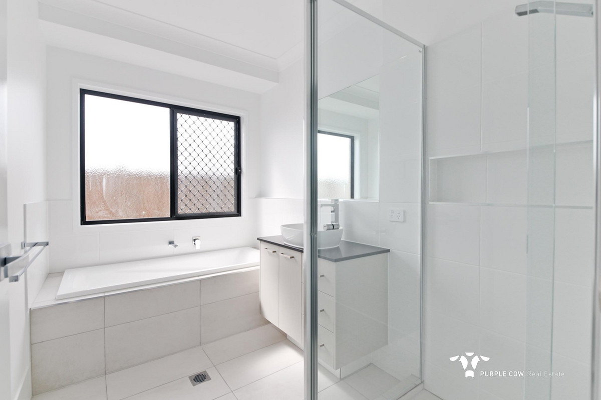 Rental: Springfield, QLD, 4300 photo-11