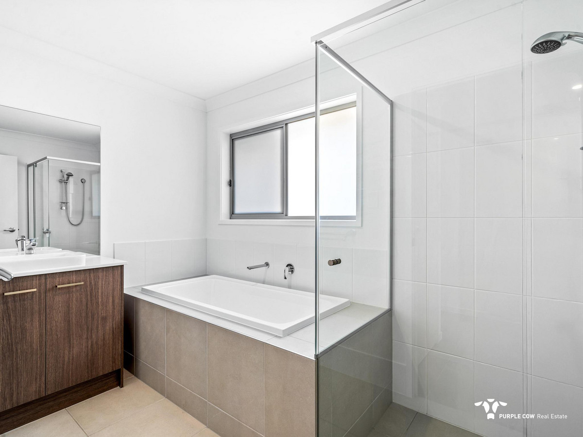Rental: Plainland, QLD, 4341 photo-5