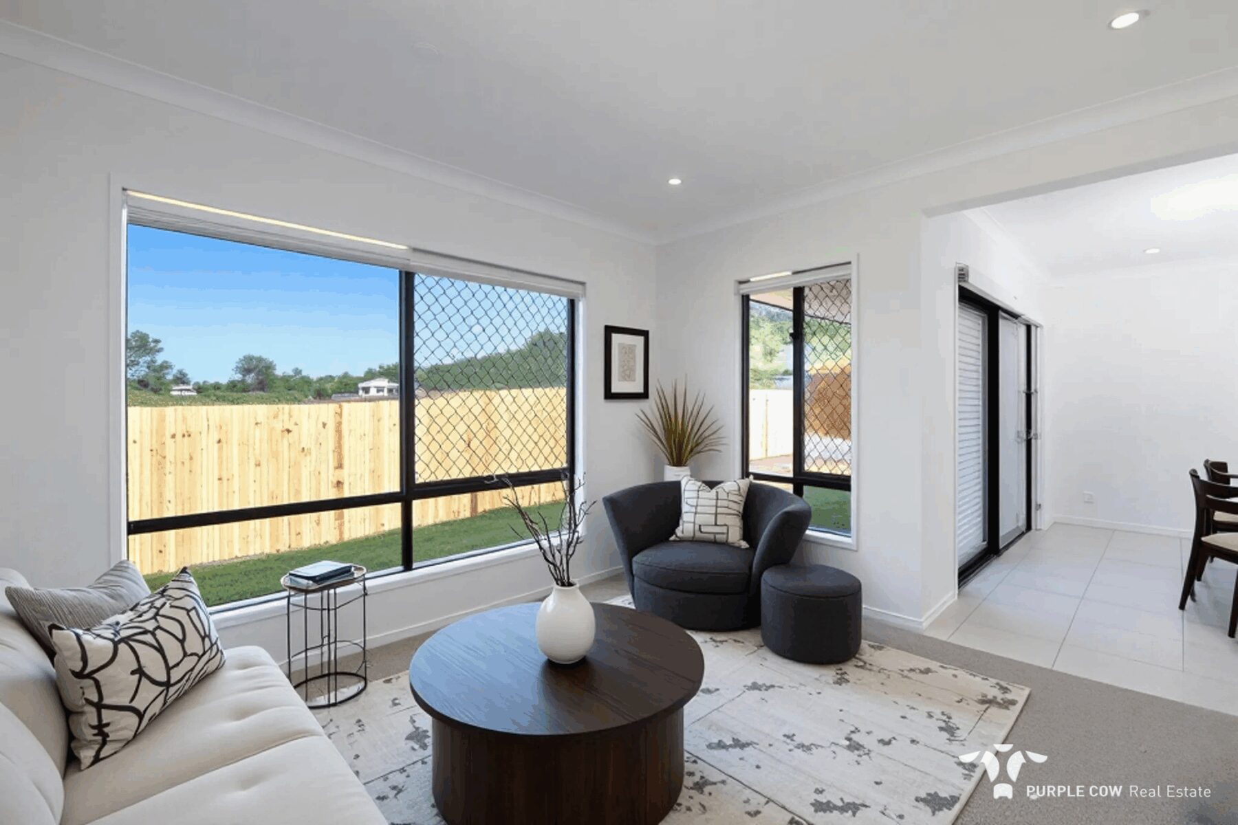 Rental: Plainland, QLD, 4341 photo-5