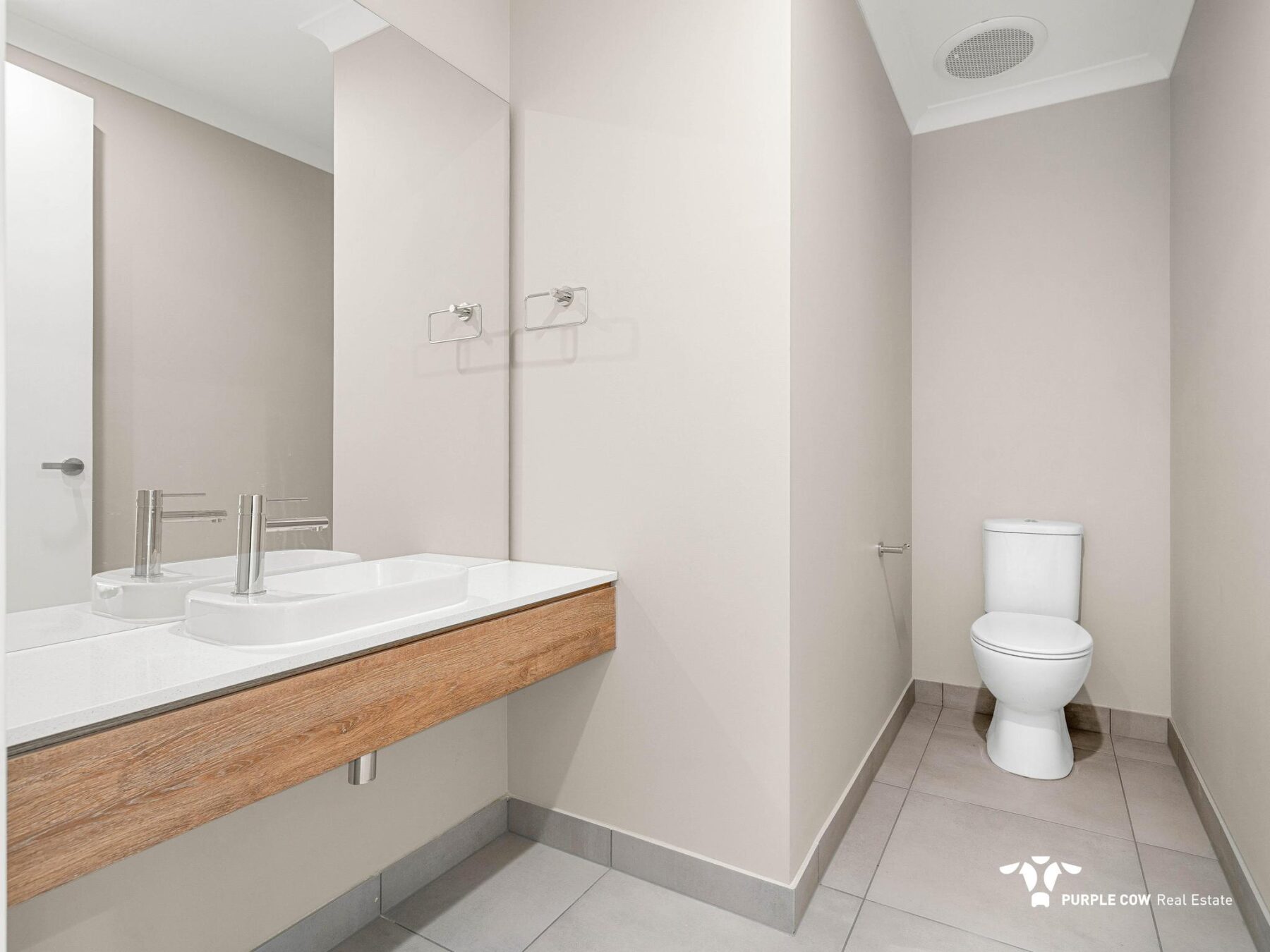 Rental: Spring Mountain, QLD, 4300 photo-4