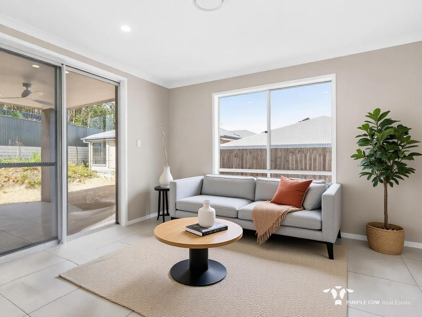 Rental: Spring Mountain, QLD, 4300 photo-7