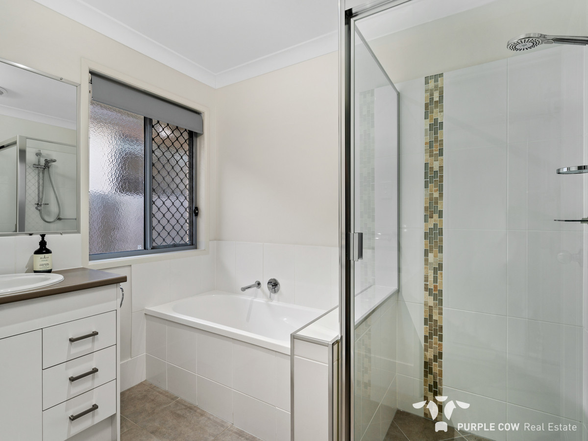 Rental: Springfield Lakes, QLD, 4300 photo-6