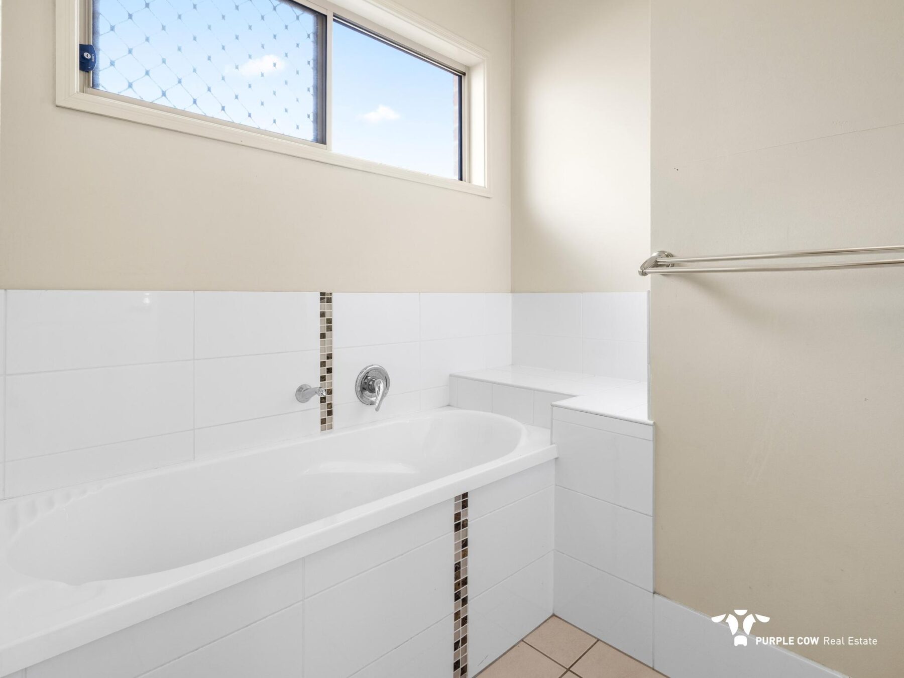 Rental: Springfield Lakes, QLD, 4300 photo-5