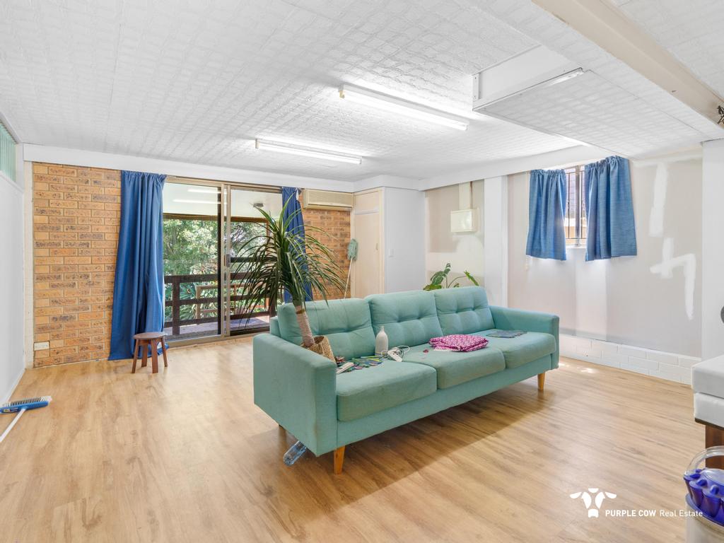 Rental: Mansfield, QLD, 4122 photo-10