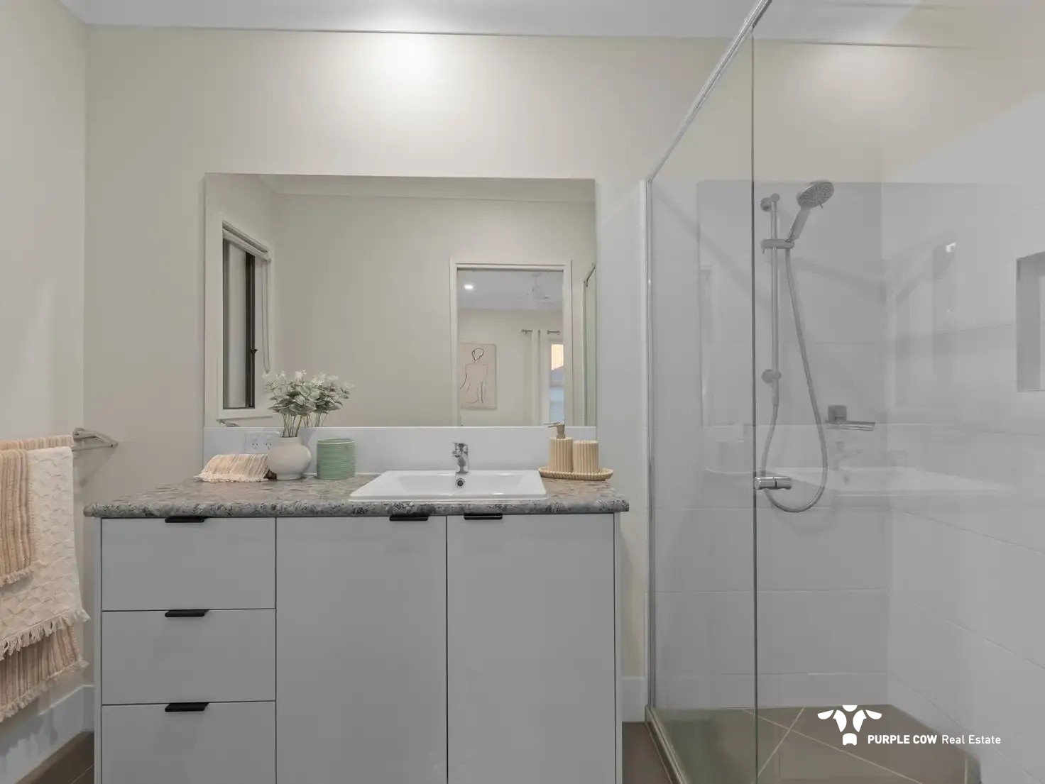 Rental: Plainland, QLD, 4341 photo-12