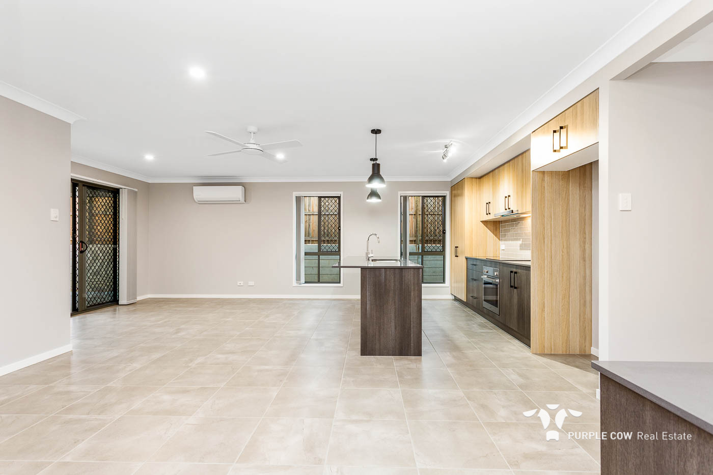 Rental: Spring Mountain, QLD, 4300 photo-3