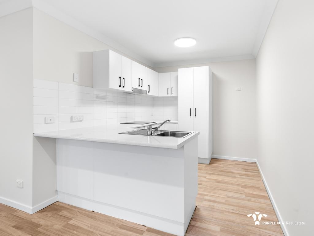 Rental: Bundamba, QLD, 4304 photo-4