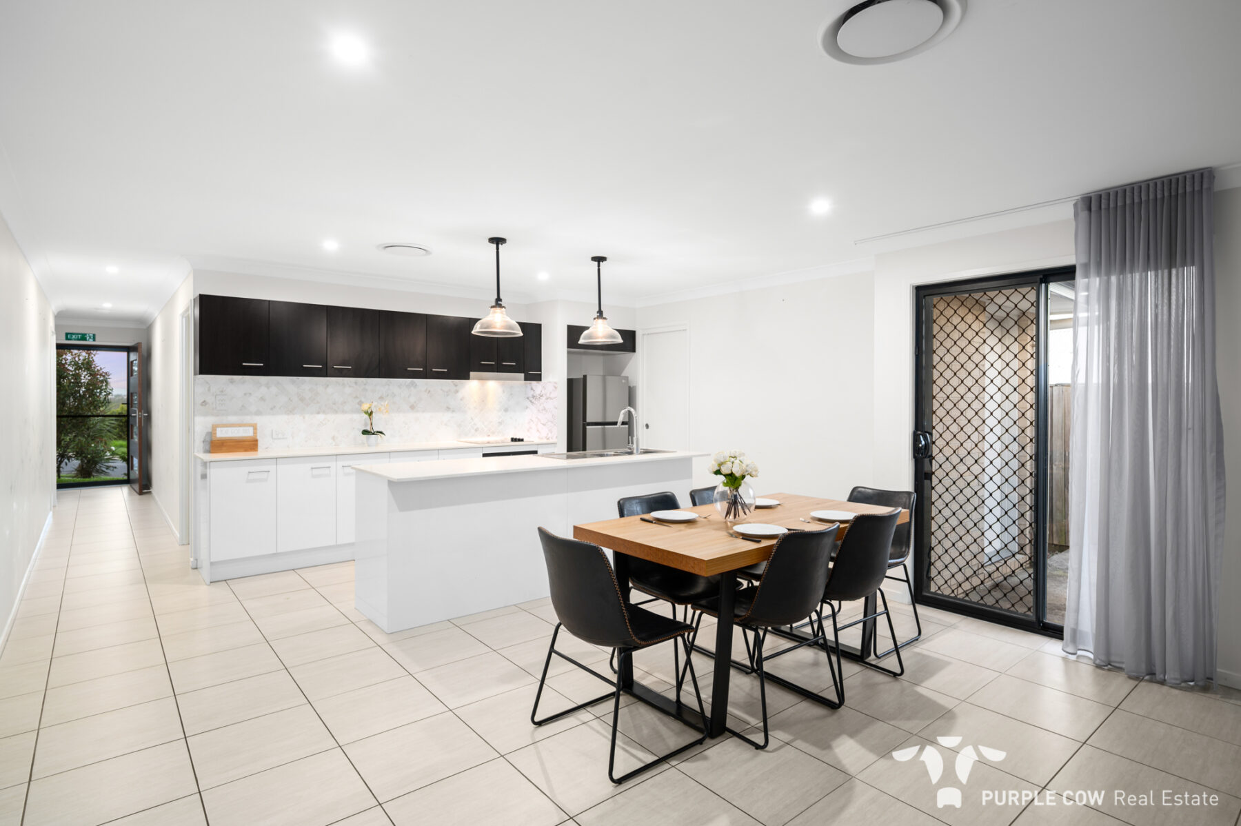 Property: 12 Mellor Street, Augustine Heights, QLD, 4300 photo-5