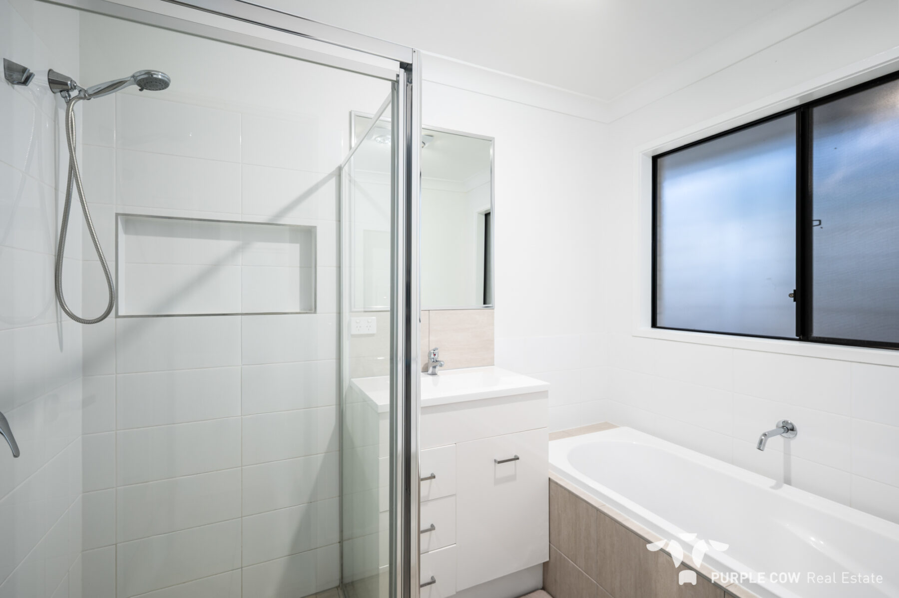 Property: 12 Mellor Street, Augustine Heights, QLD, 4300 photo-12