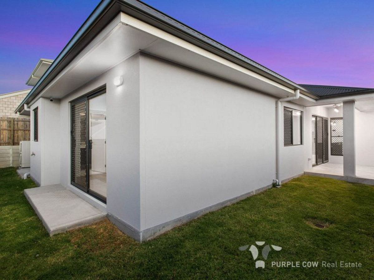 Rental: Spring Mountain, QLD, 4300 photo-8