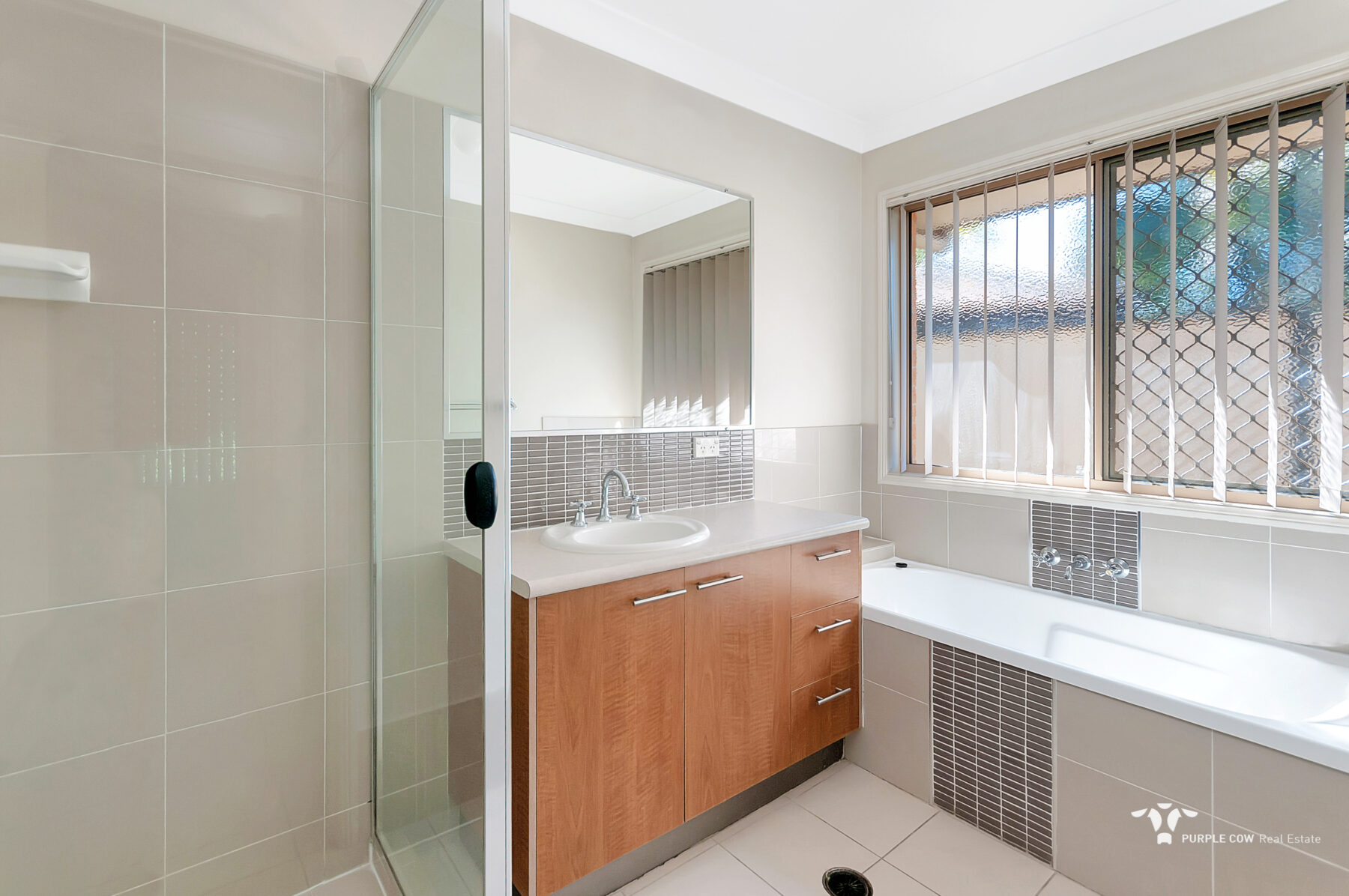 Rental: Springfield Lakes, QLD, 4300 photo-5
