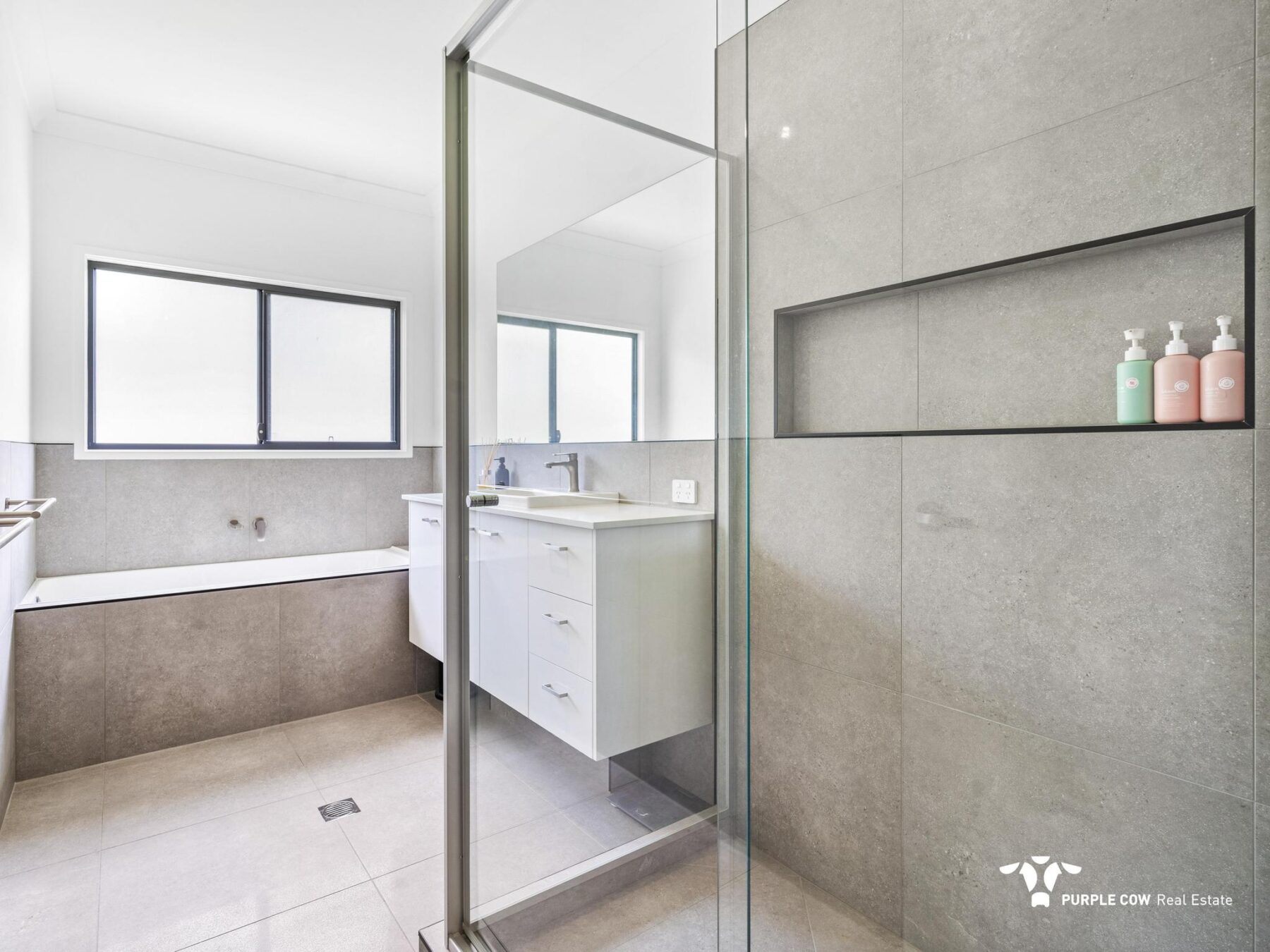 Property: 51 Sierra Drive, Spring Mountain, QLD, 4300 photo-10