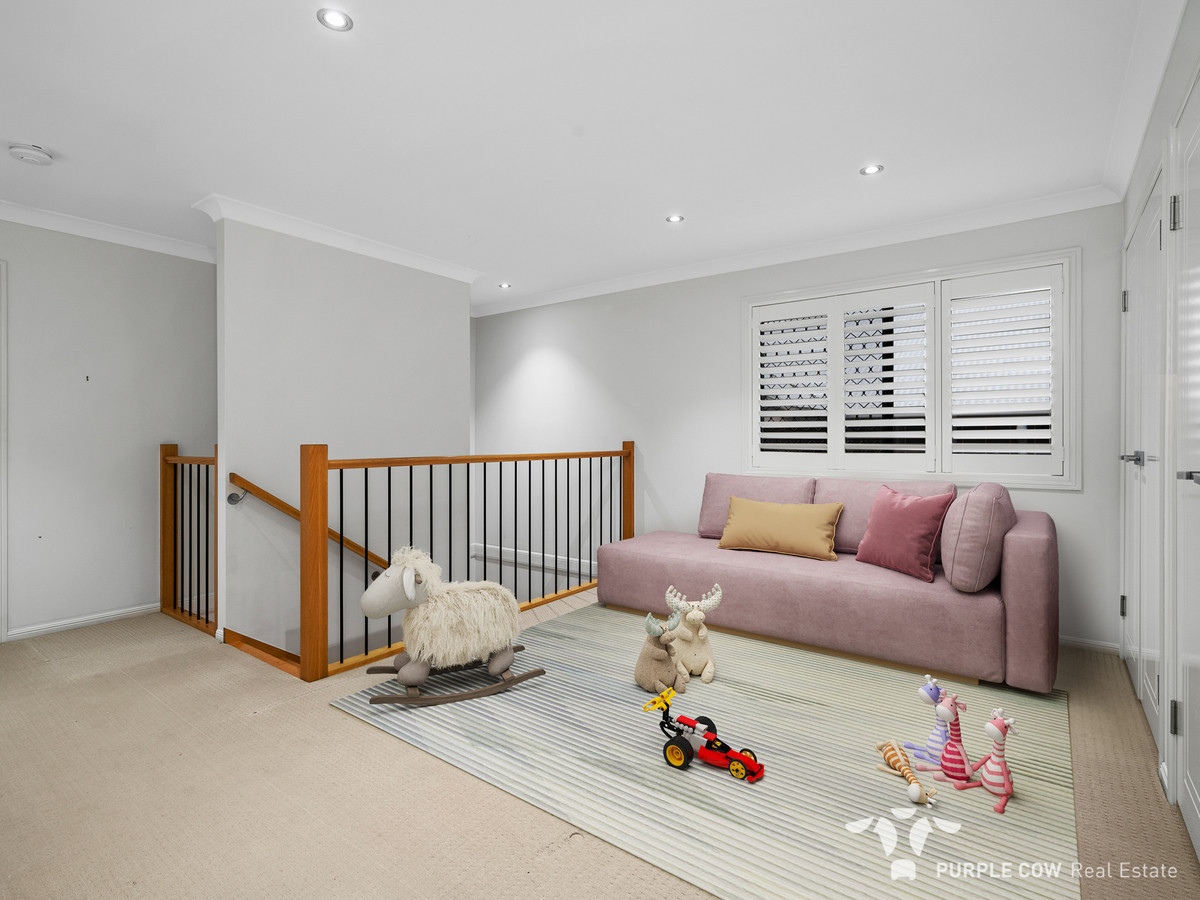 Rental: 8 Lindwall Court, Springfield Lakes, QLD, 4300 photo-5