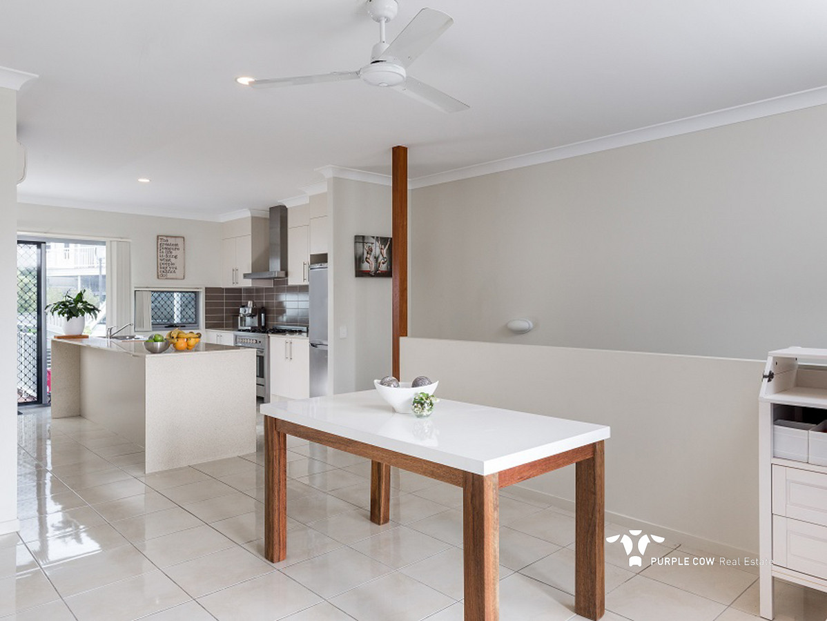 Rental: 158 Grande Avenue, Springfield Lakes, QLD, 4300 photo-2