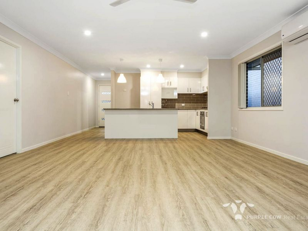 Rental: 27 Madeira Street, Springfield Lakes, QLD, 4300 photo-3