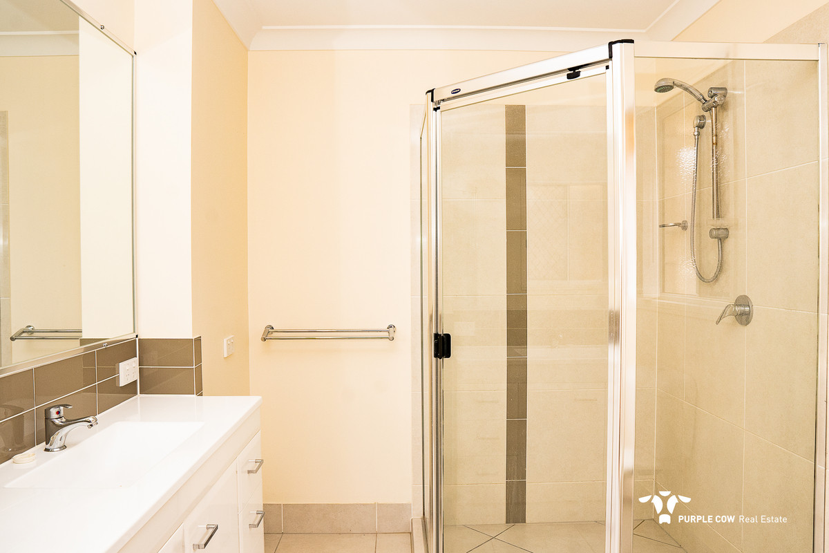 Rental: 5 Lomandra Street, Deebing Heights, QLD, 4306 photo-8