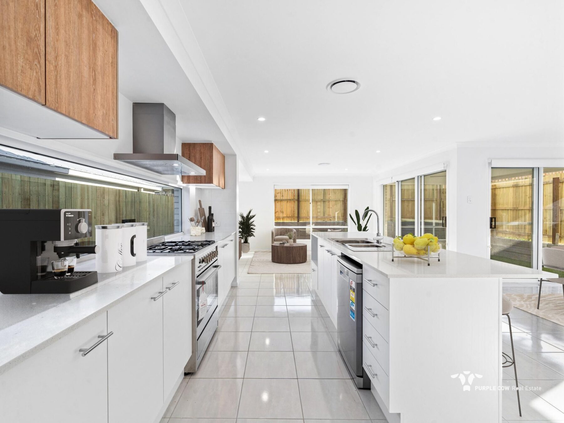 Property: 10 Marigold Road, Greenbank, QLD, 4124 photo-2