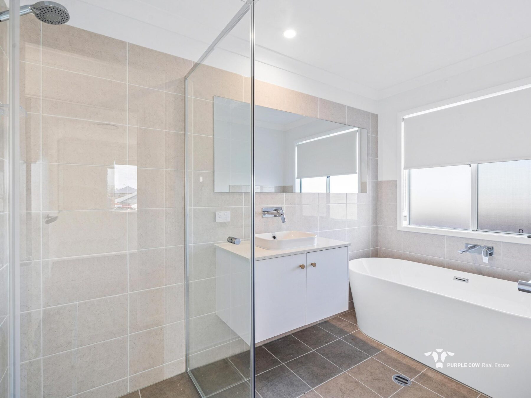 Property: 10 Marigold Road, Greenbank, QLD, 4124 photo-8