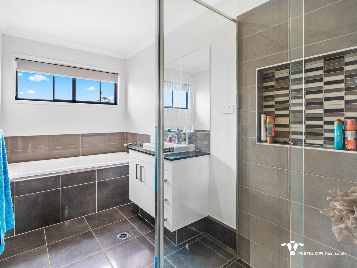 Rental: Springfield Lakes, QLD, 4300 photo-7