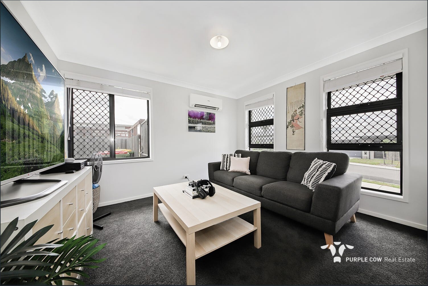 Rental: South Ripley, QLD, 4306 photo-1