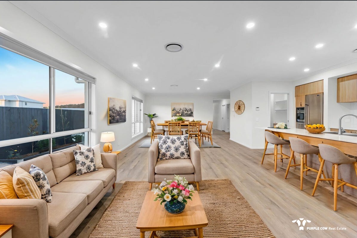 Rental: White Rock, QLD, 4306 photo-2
