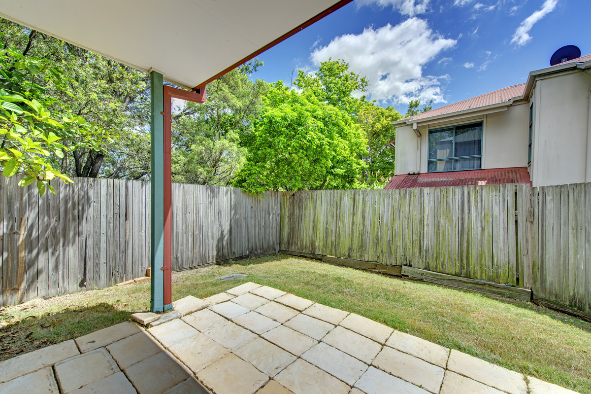 Rental: Oxley, QLD, 4075 photo-11