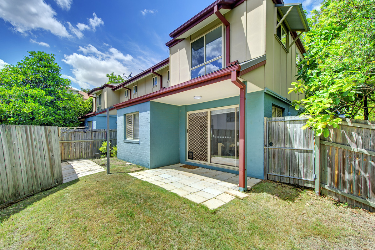 Rental: Oxley, QLD, 4075 photo-13