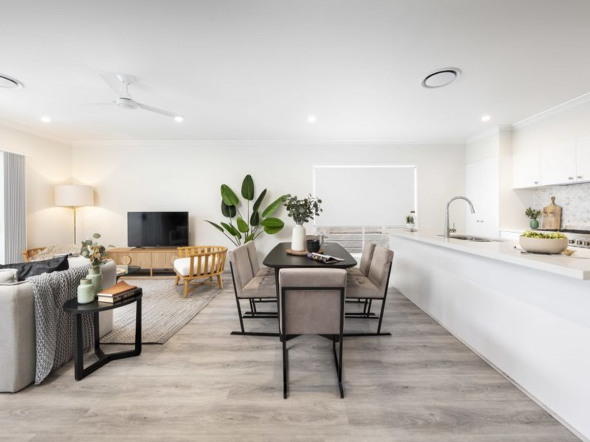 Rental: GREENBANK, QLD, 4124 photo-7