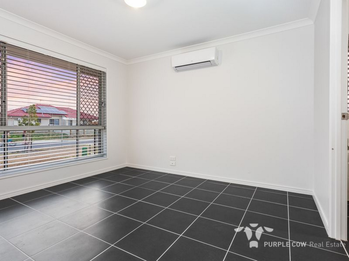 Rental: Plainland, QLD, 4341 photo-7