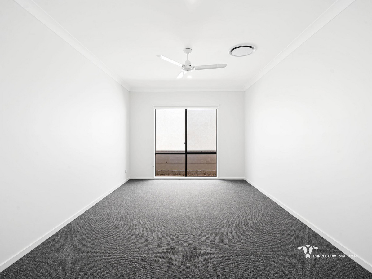 Rental: White Rock, QLD, 4306 photo-5