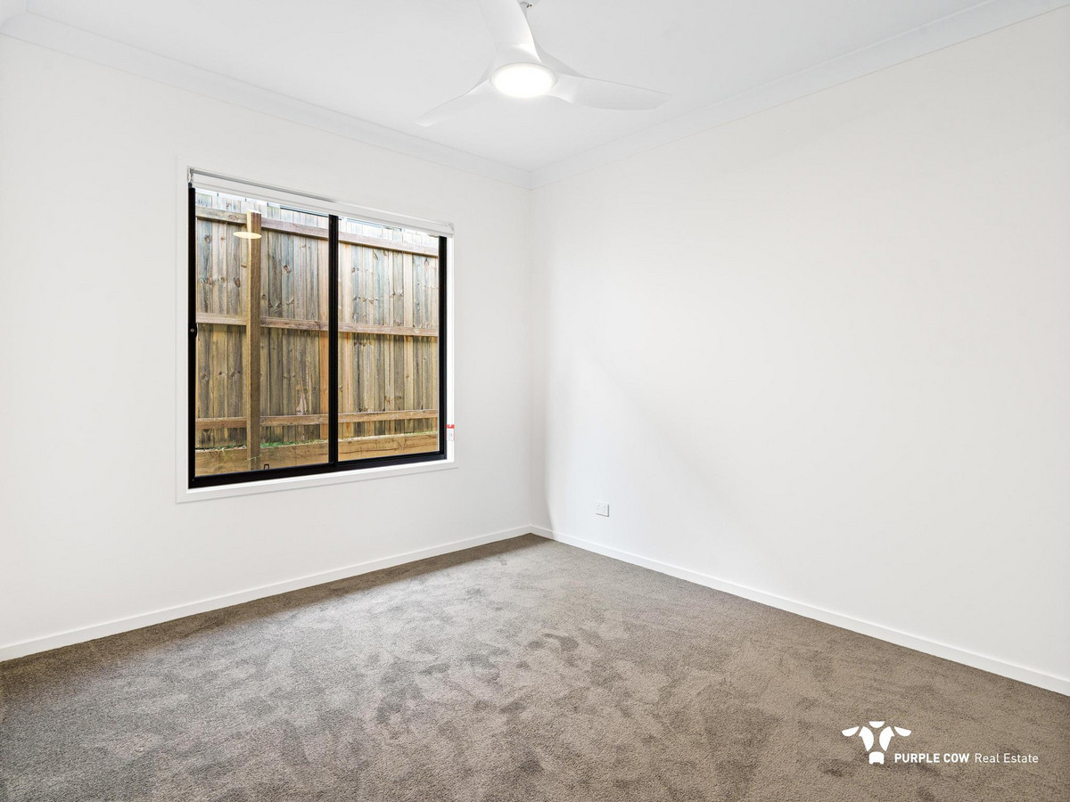 Rental: Spring Mountain, QLD, 4300 photo-9