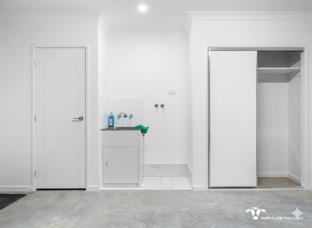 Rental: Spring Mountain, QLD, 4300 photo-4
