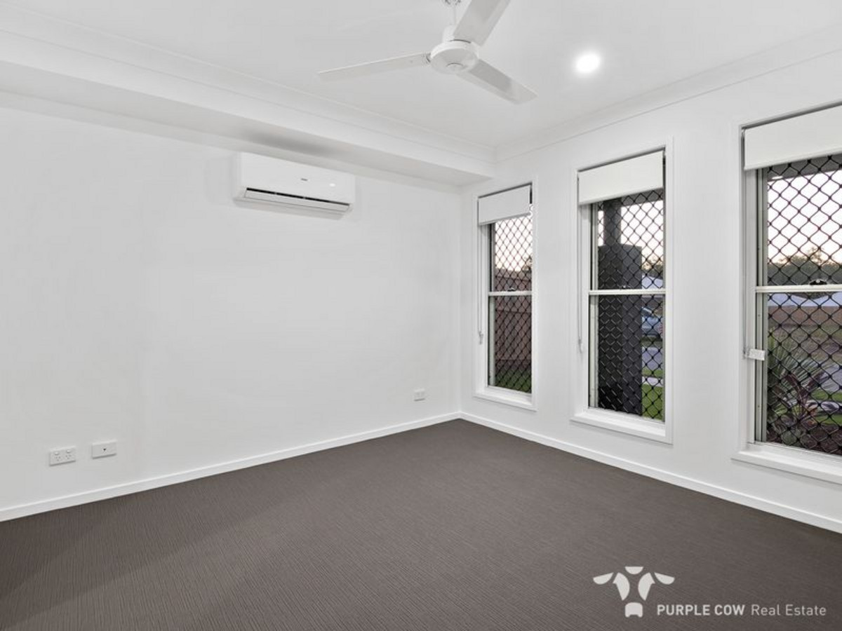 Rental: Greenbank, QLD, 4124 photo-5