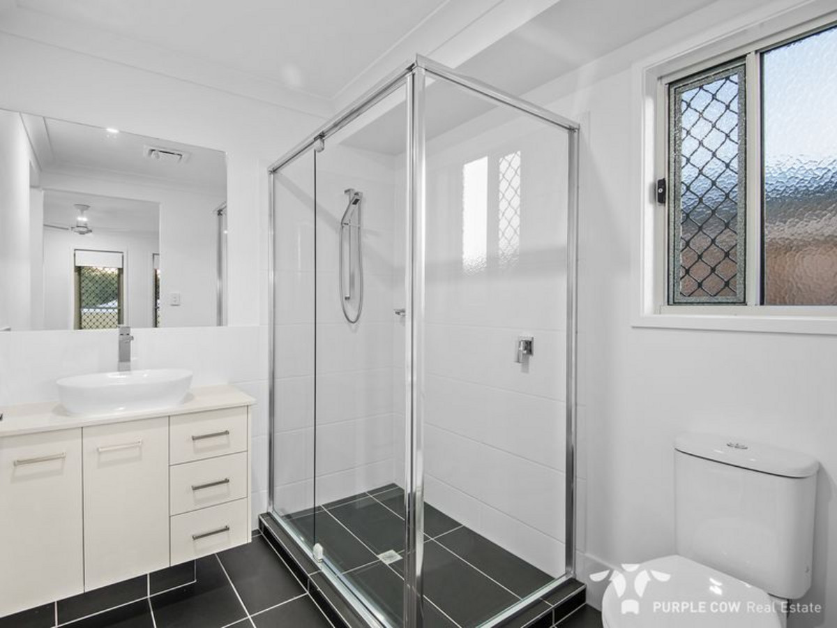 Rental: Greenbank, QLD, 4124 photo-6