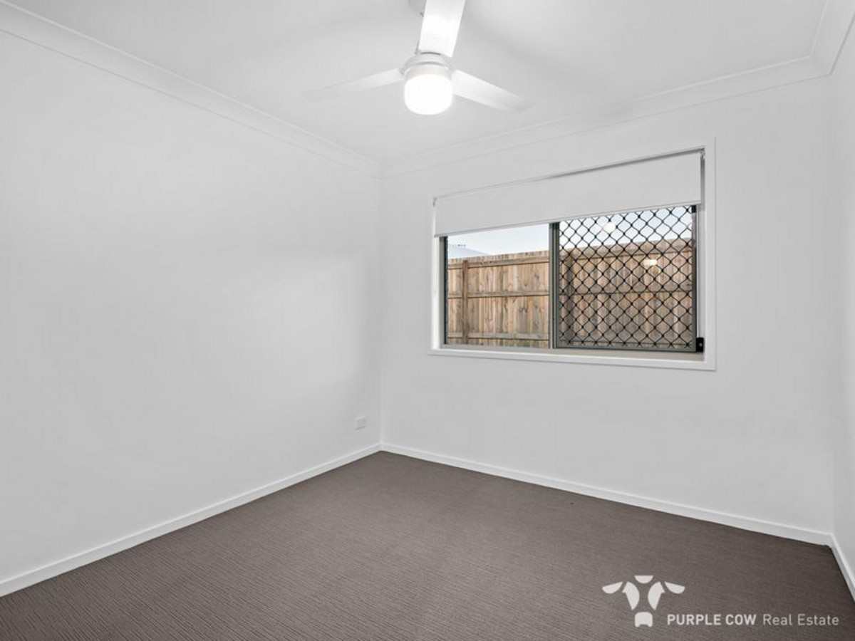 Rental: Greenbank, QLD, 4124 photo-7