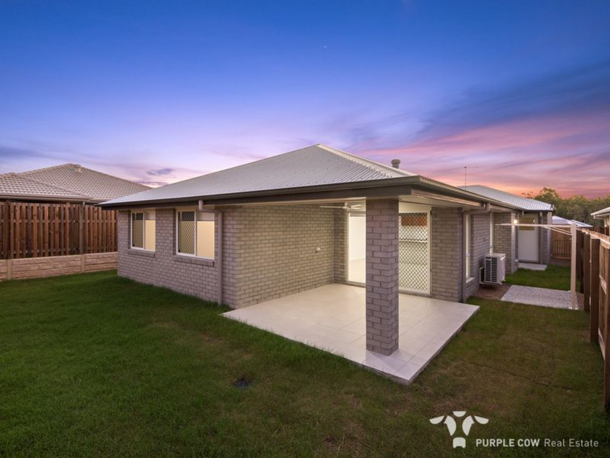 Rental: Greenbank, QLD, 4124 photo-11