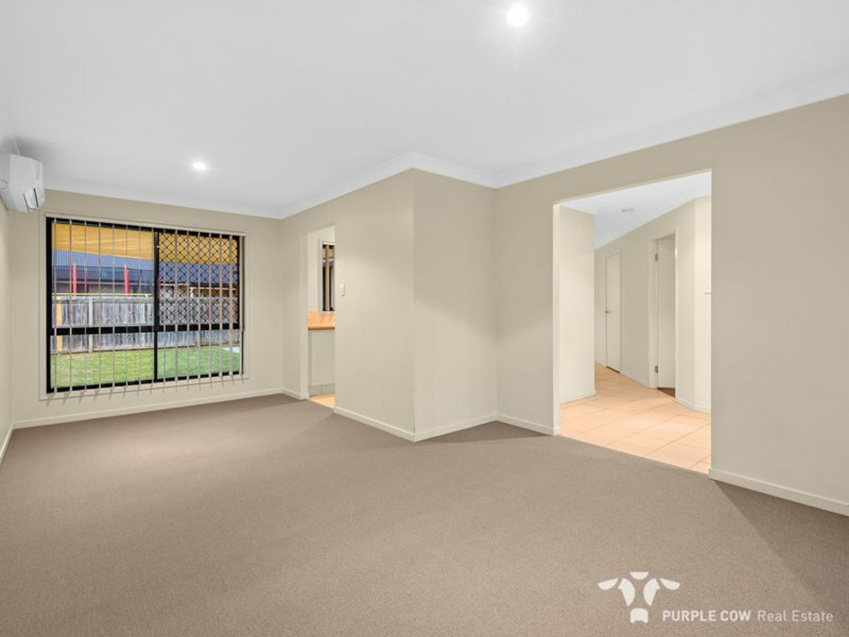 Rental: Crestmead, QLD, 4132 photo-4