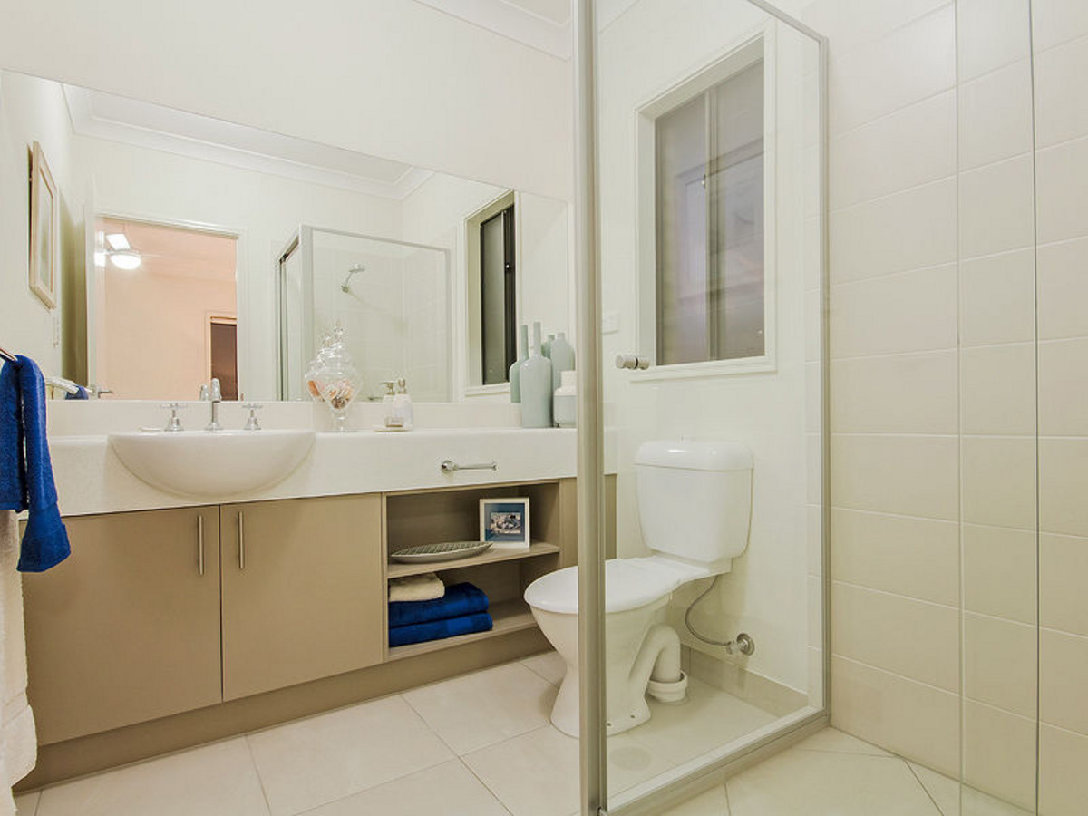 Rental: Springfield Lakes, QLD, 4300 photo-5