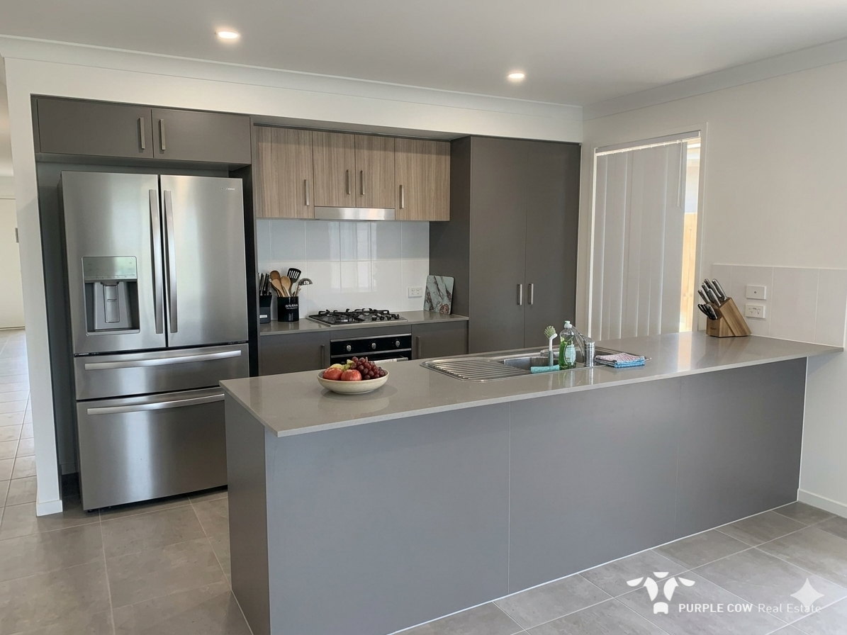 Rental: South Ripley, QLD, 4306 photo-2